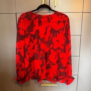 Perfect for spring! Sanctuary blouse size M